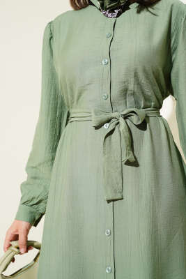 Boydan Düğmeli Volanlı Elbise Çağla Yeşili - Tesettür Elbise