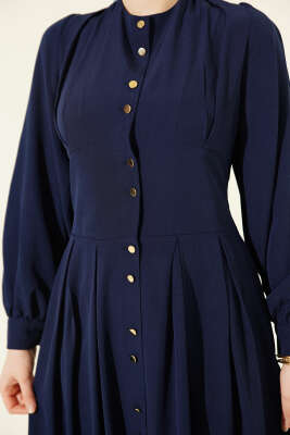 Boydan Gold Düğmeli Pensli Elbise Lacivert - Elbise