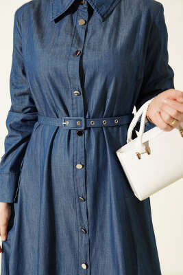 Boydan Metal Düğmeli Kemerli Kot Elbise Mavi - Elbise