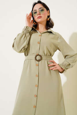 Boydan Tahta Düğmeli Kuşaklı Tensel Elbise Çağla Yeşili - Tesettür Elbise