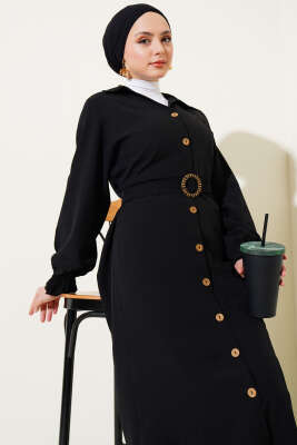 Boydan Tahta Düğmeli Kuşaklı Tensel Elbise Siyah - Tesettür Elbise