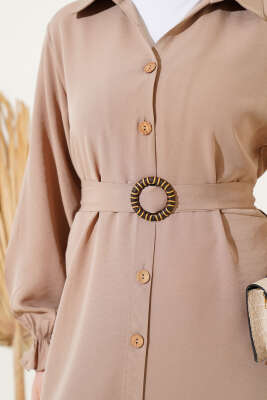 Boydan Tahta Düğmeli Kuşaklı Tensel Elbise Vizon - Tesettür Elbise