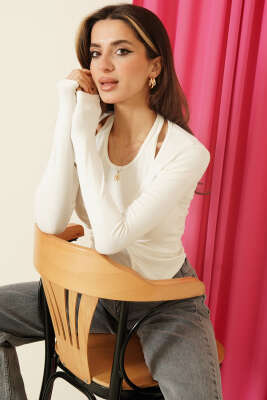 Boyun Askı Detaylı Bluz Ekru - Kadın Giyim Modelleri