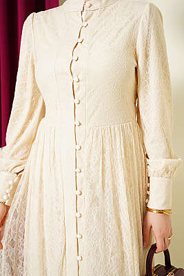 Brit Düğmeli Dantelli Abiye Elbise Bej - Elbise