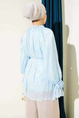 Brit Düğmeli Gül Detaylı Abiye Gömlek Buz Mavisi - Gömlek