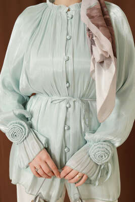 Brit Düğmeli Gül Detaylı Abiye Gömlek Mint - Gömlek