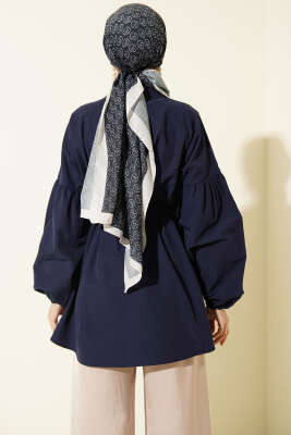 Brit Düğmeli Hakim Yaka Poplin Gömlek Lacivert - Gömlek