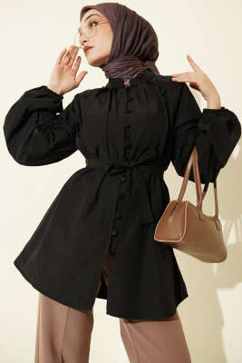 Brit Düğmeli Hakim Yaka Poplin Gömlek Siyah - NEVA MODA