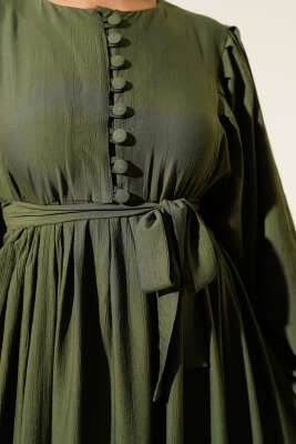 Brit Düğmeli Kuşaklı Elbise Haki - Tesettür Elbise