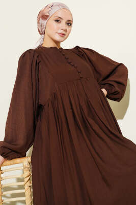 Brit Düğmeli Kuşaklı Elbise Kahve - Elbise