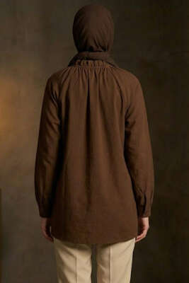 Brit Düğmeli Yaka Bağcıklı Tunik Kahve - Tunik