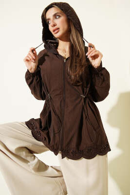 Brode Detaylı Kapüşonlu Trençkot Kahve - LEVURE