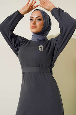 Broş Detaylı Burgu Fitilli Elbise Füme - Tesettür Elbise
