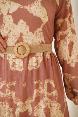 Bürümcük Desenli Kemerli Elbise Gül Kurusu - Tesettür Elbise