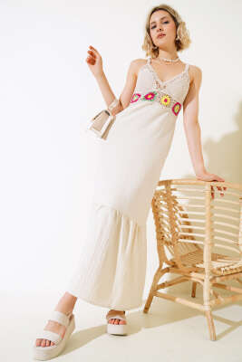 Büstiyer Dantelli Elbise Bej - Kadın Giyim Modelleri