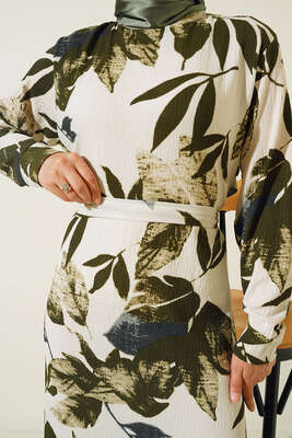 Büyük Çiçek Desenli Kuşaklı Elbise Haki - Tesettür Elbise