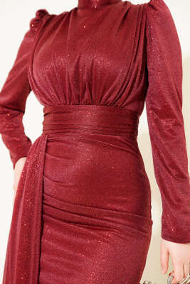 Büzgü Detaylı Simli Abiye Elbise Bordo - Elbise