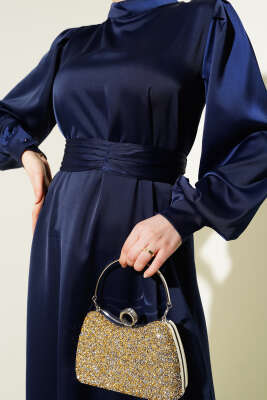 Büzgü Kuşaklı Basic Saten Elbise Lacivert - Tesettür Elbise