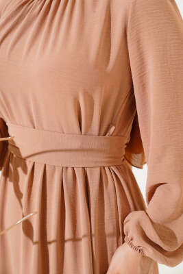 Büzgülü Ayrobin Elbise Latte - Tesettür Elbise