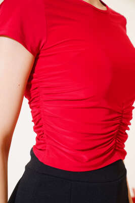 Büzgülü Kısa Kol Bluz Kırmızı - Kadın Giyim Modelleri