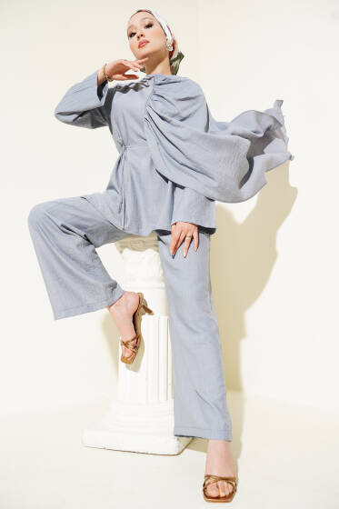 Büzgülü Omuz Pelerinli İkili Takım Gri - İkili Takım