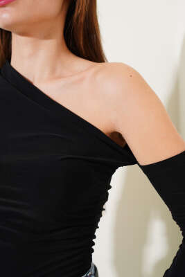 Büzgülü Tek Kol Sandy Bluz Siyah - Kadın Giyim Modelleri