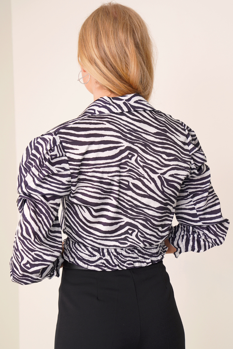 Büzgülü Zebra Desen Siyah Beyaz Saten Bluz