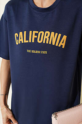 California Baskılı Modal T-shirt Lacivert - Kadın Giyim Modelleri