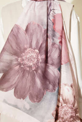 Camellia Desen Şal Pudra - Başörtüsü