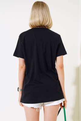 Çantalı Kız Baskılı T-shirt Siyah - Kadın Giyim Modelleri