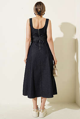 Çapraz Kuşaklı Askılı Kot Elbise Lacivert - Kadın Giyim Modelleri