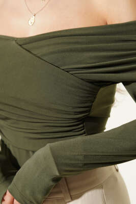 Çapraz Madonna Yaka Sandy Bluz Haki - Kadın Giyim Modelleri