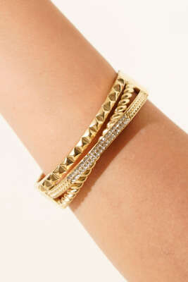 Çapraz Taşlı Kelepçe Gold - Günün Seçilenleri