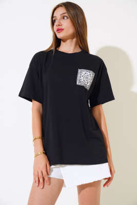 Cep Baskılı T-shirt Siyah - Kadın Giyim Modelleri
