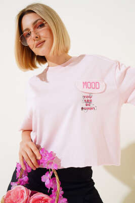 Cep Kapaklı Baskılı T-shirt Pudra - Kadın Giyim Modelleri