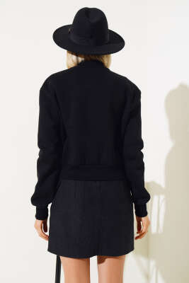 Cep Kapaklı Çıtçıt Düğmeli Kısa Ceket Siyah - Kadın Giyim Modelleri