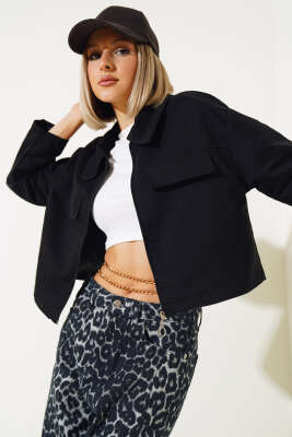 Cep Kapaklı Fermuarlı Kısa Ceket Siyah 