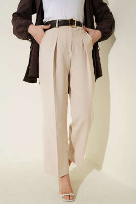 Cep Kapaklı Kemerli Pantolon Bej - MISRA