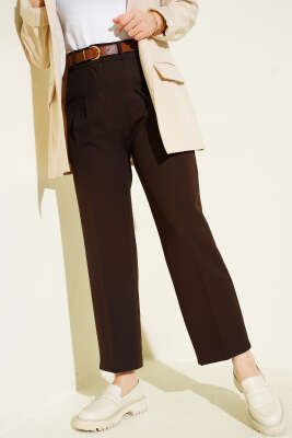 Cep Kapaklı Kemerli Pantolon Kahve 