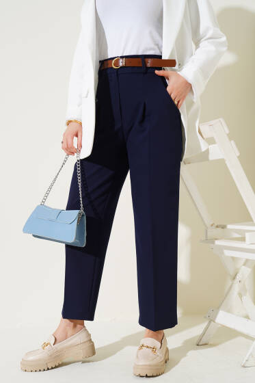 Cep Kapaklı Kemerli Pantolon Lacivert - Pantolon