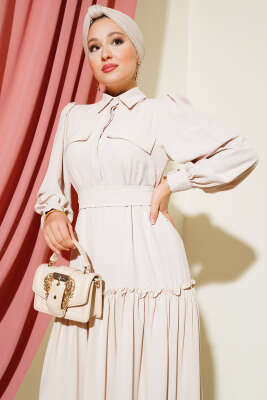 Cep Kapaklı Volanlı Elbise Bej - Tesettür Elbise