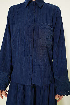 Cep ve Bilek Brodeli Krinkıl Etekli Takım Lacivert - İkili Takım