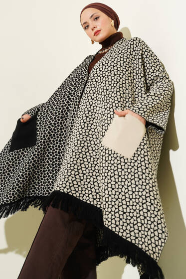 Cepli Desenli Püsküllü Triko Panço Taş - Panço