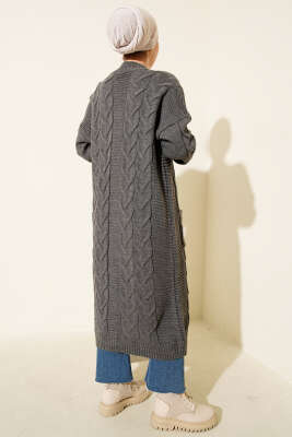 Cepli Örgü Desenli Uzun Hırka Füme - Hırka