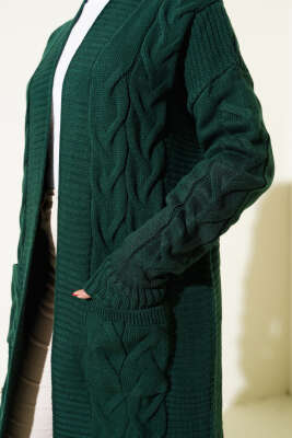 Cepli Örgü Desenli Uzun Hırka Zümrüt - Hırka