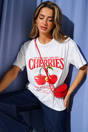Cherries Baskılı Basic T-shirt Beyaz - Kadın Giyim Modelleri