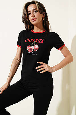 Cherries Baskılı T-shirt Siyah - Kadın Giyim Modelleri