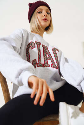 Ciao Leopar Yazılı Şardonlu Sweatshirt Melanj Gri - Kadın Giyim Modelleri