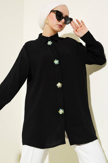 Çiçek Aksesuarlı Gizli Düğmeli Gömlek Siyah - Gömlek