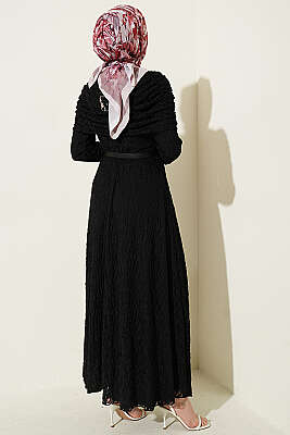 Çiçek Dantelli Kemerli Büzgülü Elbise - Elbise